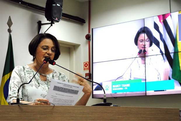 Nancy comenta ação para atender famílias de alunos de escolas públicas