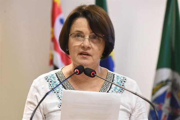 Nancy destaca ações pela regularização do Jardim Glória